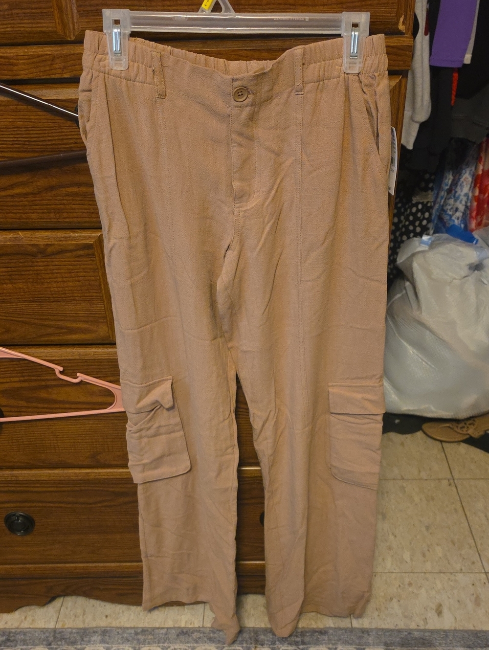 PacSun Women's Wide Leg Cargo Pants in Light Brown